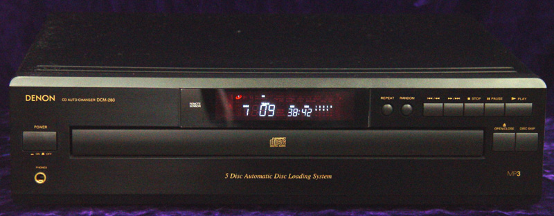 Denon DCM-280 disc players