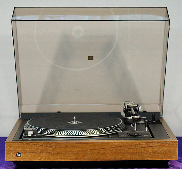 Dual 1257 turntables