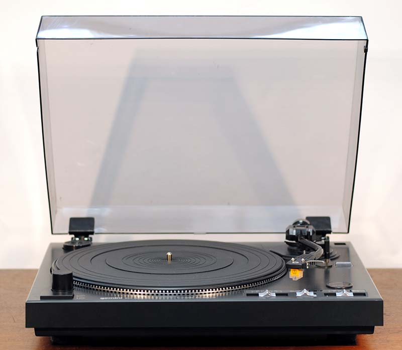 Gemini XL-BD10 turntables