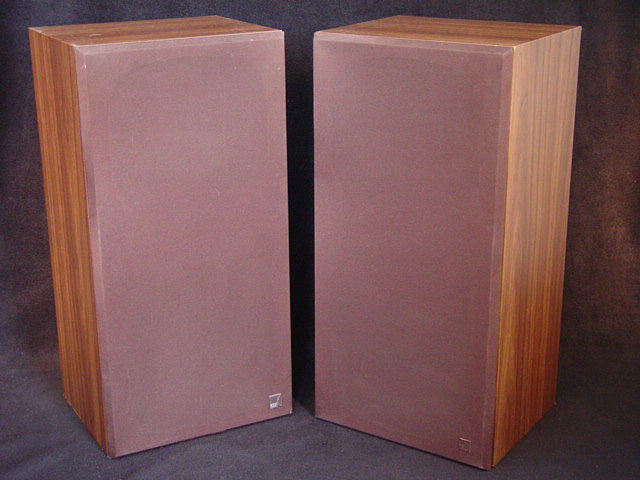 KEF Carina II speakers