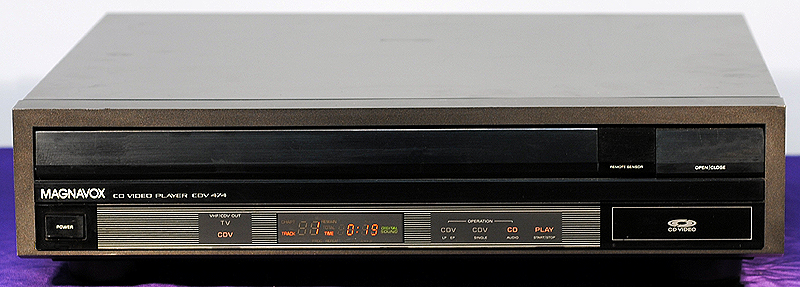 Magnavox CDV-474 disc players