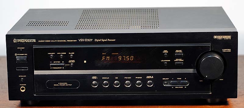 Pioneer VSX-D307 surround receivers
