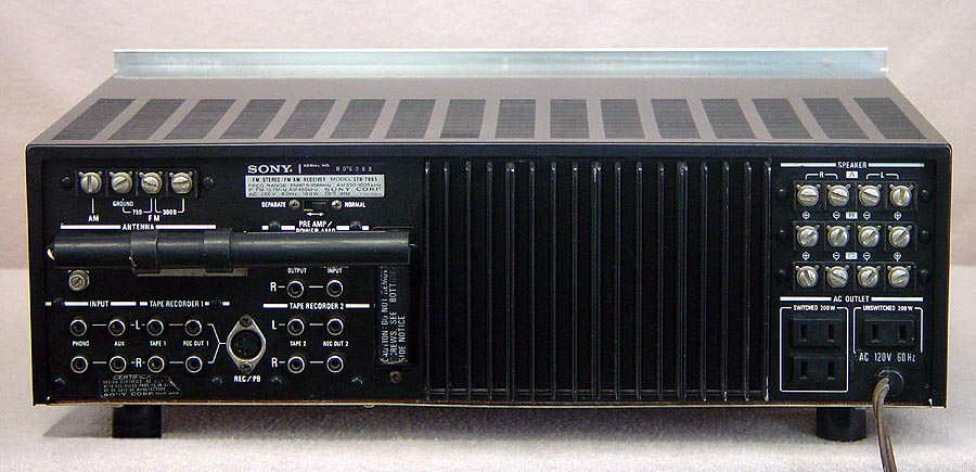 Sony STR-7065 receivers