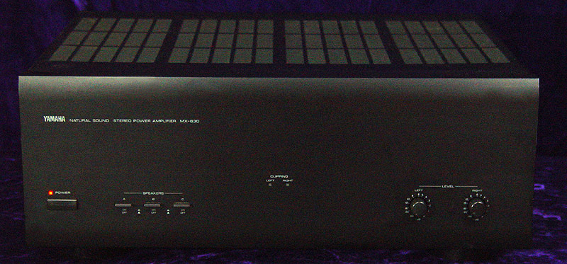 Yamaha MX 830 power amplifiers