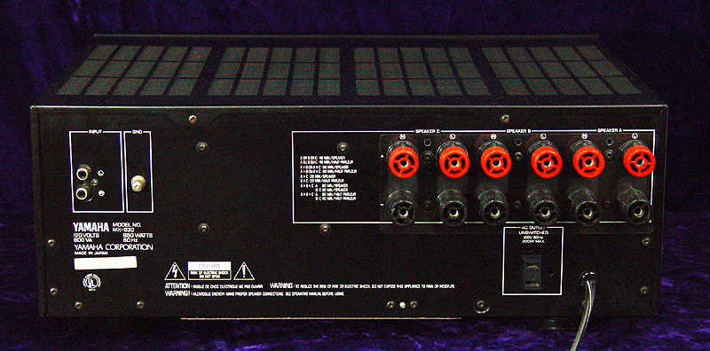 Yamaha MX 830 power amplifiers