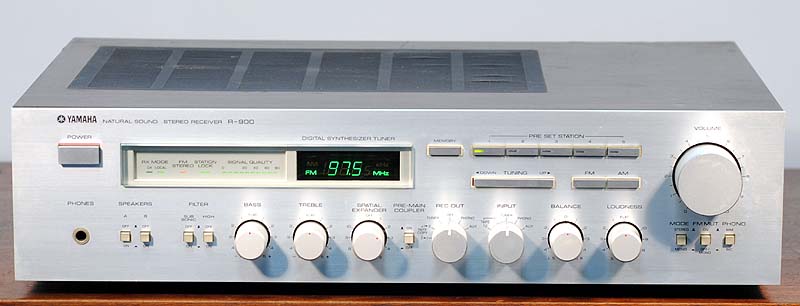 Yamaha R-900 receivers